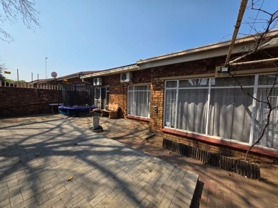 3 Bedroom Property for Sale in Sasolburg Ext 11 Free State